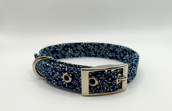 Navy Blue With White Leaves Dog Collar